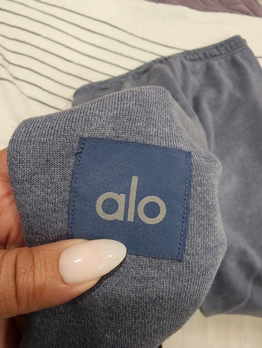 Alo Yoga Chill Sweatpants Vintage Bluestone Blue Joggers Small S Unisex